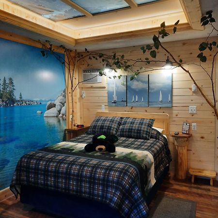 Bear Cove Inn Saint Ignace Exteriér fotografie